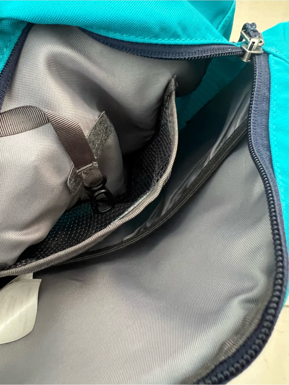 PATAGONIA Atom Sling Bag 8L Turquoise - Picture 10 of 12